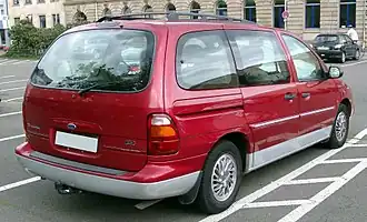 Ford Windstar (1998), модель на экспорт, вид сзади