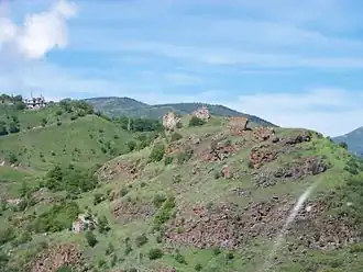 Руины замка Мере