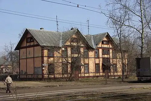 10-квартирный дом