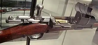 Винтовка Гра, модифицированная в 1883 году, с гравитационным магазином на 10 патронов