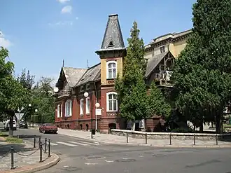 Старинный особняк