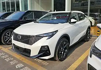 Вид спереди