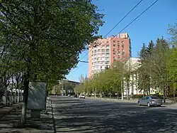 Проспект Науки в районе общежития № 2 ДНУ и Колледжа электрификации Днепровского государственного аграрно-экономического университета.