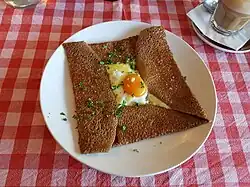 Гречневая галета с яйцом