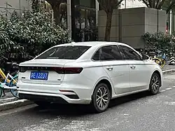 Geely Emgrand сзади