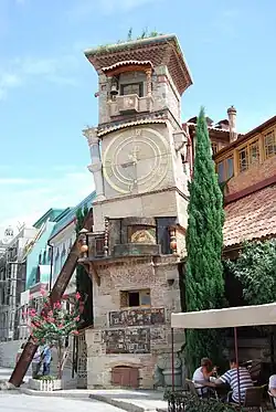 «Пьяная башня»