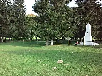 Памятник на месте расстрела евреев Вороново 2 мая 1942 года