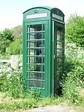 Зелёная K6 будка около Стоксли в Северном Йоркшире