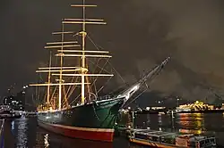 С ночным освещением