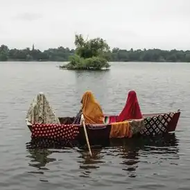 Обложка альбома Quilt «Held in Splendor» ()