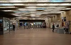 Подземный вестибюль с кассовым залом