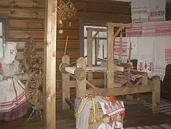 Традиционный белорусский ткацкий станок (Музей традиционного ручного ткачества Поозерья), фото 2011 г. (http://tkach.polotsk.museum.by/)