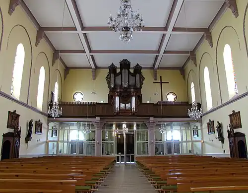 Вид в сторону органа