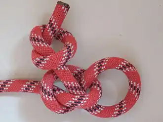 ХондаПрофессиональный У. используемый веками аборигенами как минимум на 3х континентах. Самый старый У. в современности используется в луках.