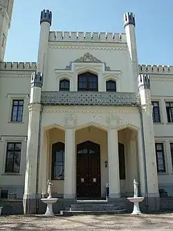 Главный вход в замок