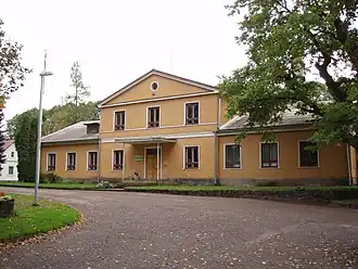 Главное здание мызы Ильмацаль (Илматсалу)