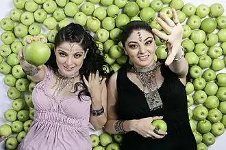 Ануш Аршакян и Инга Аршакян