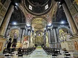 Интерьер церкви