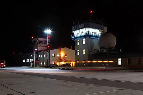 Аэропорт «Ясный» ночью