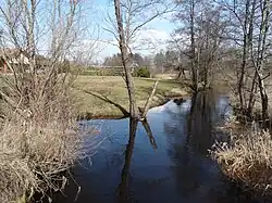 У деревни Юре