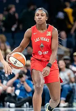 Янг в игре за «Лас-Вегас Эйсес» против «Миннесота Линкс» (1 июня 2019 года)