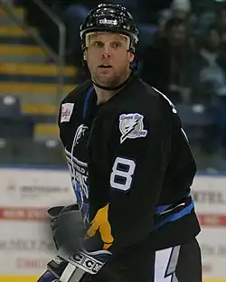 Скальде в составе команды «Спрингфилд Фэлконс» (2004 год)