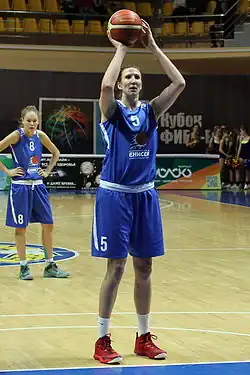 Хэмсон в игре за «Енисей Красноярск» против «Вологда-Чеваката» (10 февраля 2016 года)