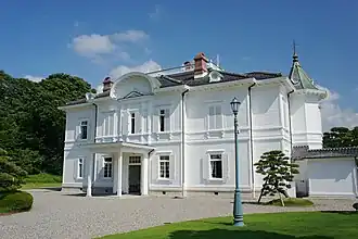 Резиденция Дзипукаку