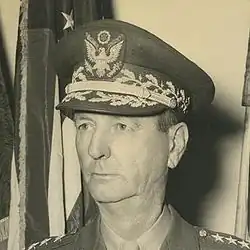 Уэйнрайт после Второй мировой войны в генеральских погонах