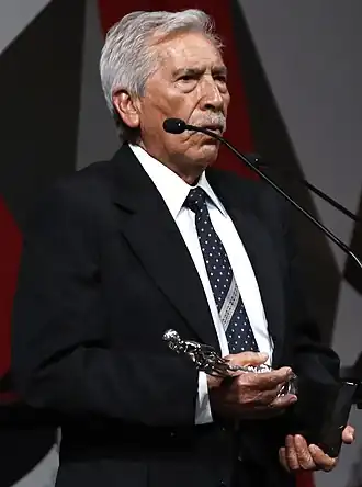 Во вторник 11 июля 2017 года во Дворце изящных искусств прошла 59-я церемония вручения премии Ариэль Мексиканской академии кинематографии. Возглавляла церемонию её президент, актриса Долорес Эредиа. Хосе Карлос Руис получил премию за лучшую мужскую роль за роль в фильме «Альмасенадос».