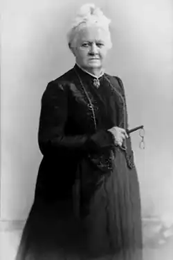 Джулия Элизабет, супруга