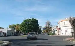 угол с Авенида Сан-Мартин