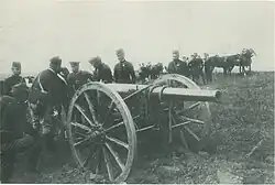 9-см полевая пушка М.75[англ.] на манёврах. 1900 год.