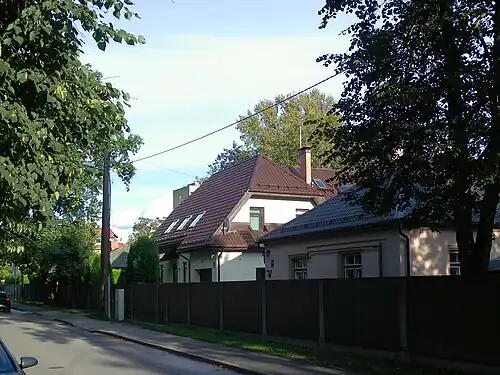 Частная застройка улицы