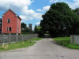 Вид от перекрёстка с улицей Оглю