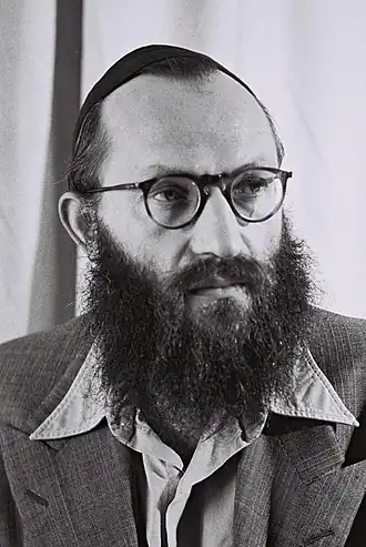 Кальман Кахана в 1951 году.