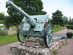 Пушка-памятник в Порвоо