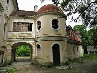 Одна из небольших лестничных башен