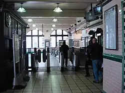 Турникеты и кассовый зал