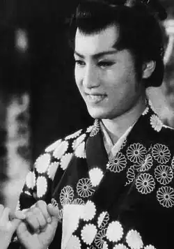 Накамура Кинносукэ в фильмеFuefuki Dōji