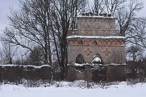 Северные ворота скотного двора (южные утрачены)