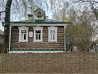 Дом родителей Сергея Есенина
Объект культурного наследия России федерального значениярег. № 631310013970006 (ЕГРОКН)объект № 6200001069 (БД Викигида)