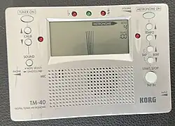 Электронный метроном-тюнер модель TM-40, предприятия «Korg».