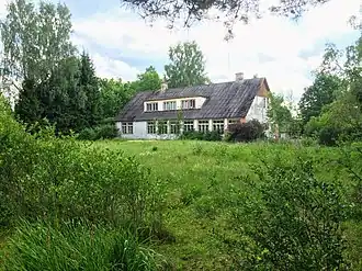 Школьное здание, построенное в 1893 году