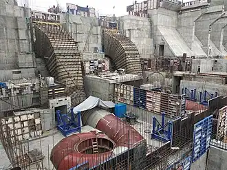 Монтаж водоводов и спиральных камер турбин Красногорских МГЭС, июнь 2022