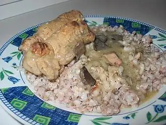 Крученики из свинины с гречкой и грибами