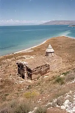 Ктуц на озере Ван