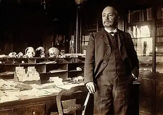 Ле­онс Пьер Мануврие