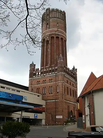 Люнебургская водонапорная башня в стиле кирпичной готики