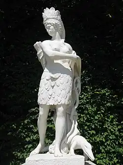 Копия той же статуи в парке Версаля